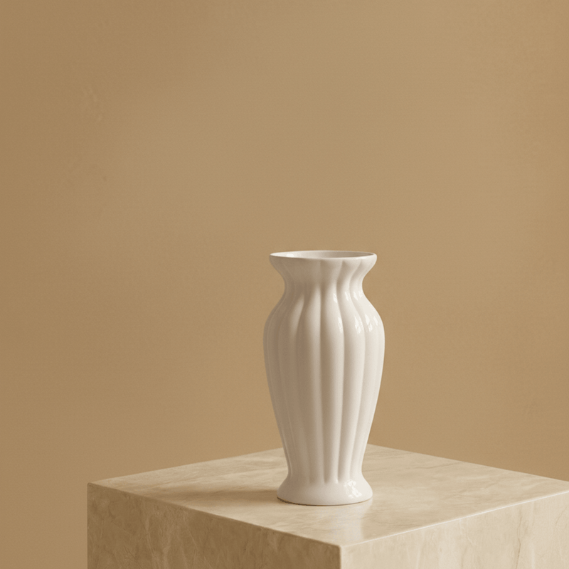 Rillenvase Breit — Skandinavische Keramik